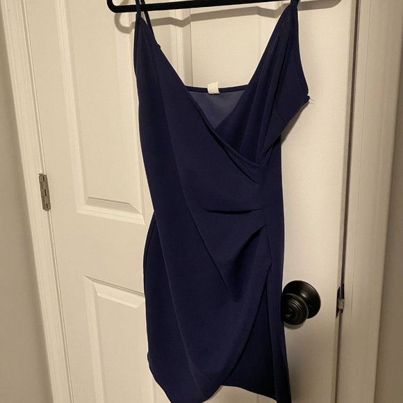 Navy Ruched Side Asymmetrical V Neck Bodycon Cami Dress‎ - Size Medium - Picture 4 of 7